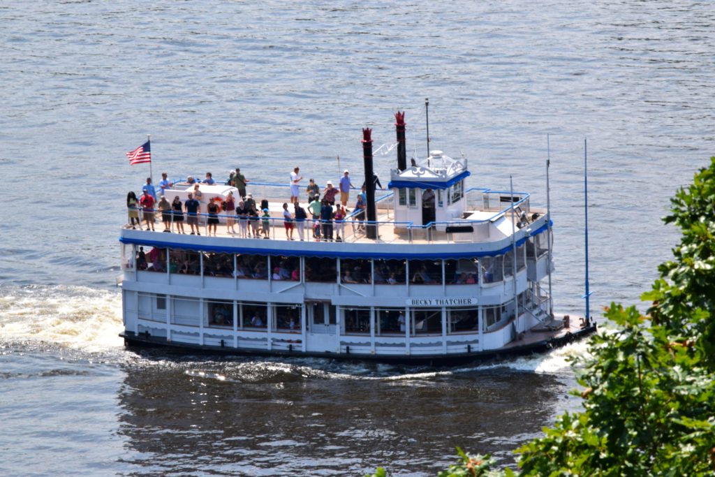 gillette_castle_state_park_boat_connecticut