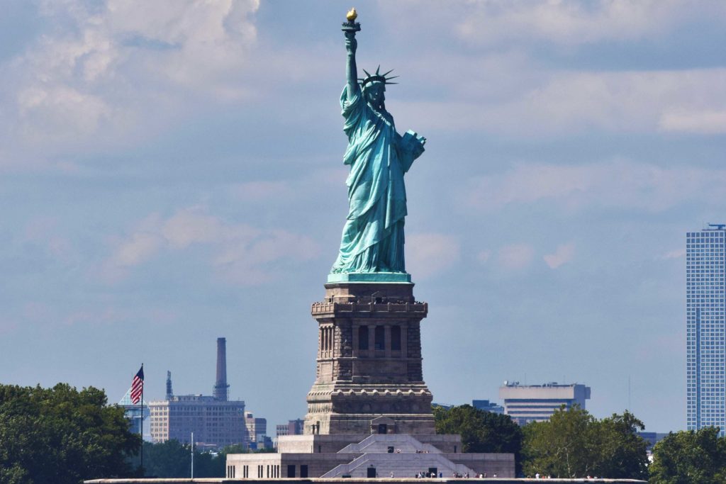 statue_of_liberty_manhattan_new_york_1