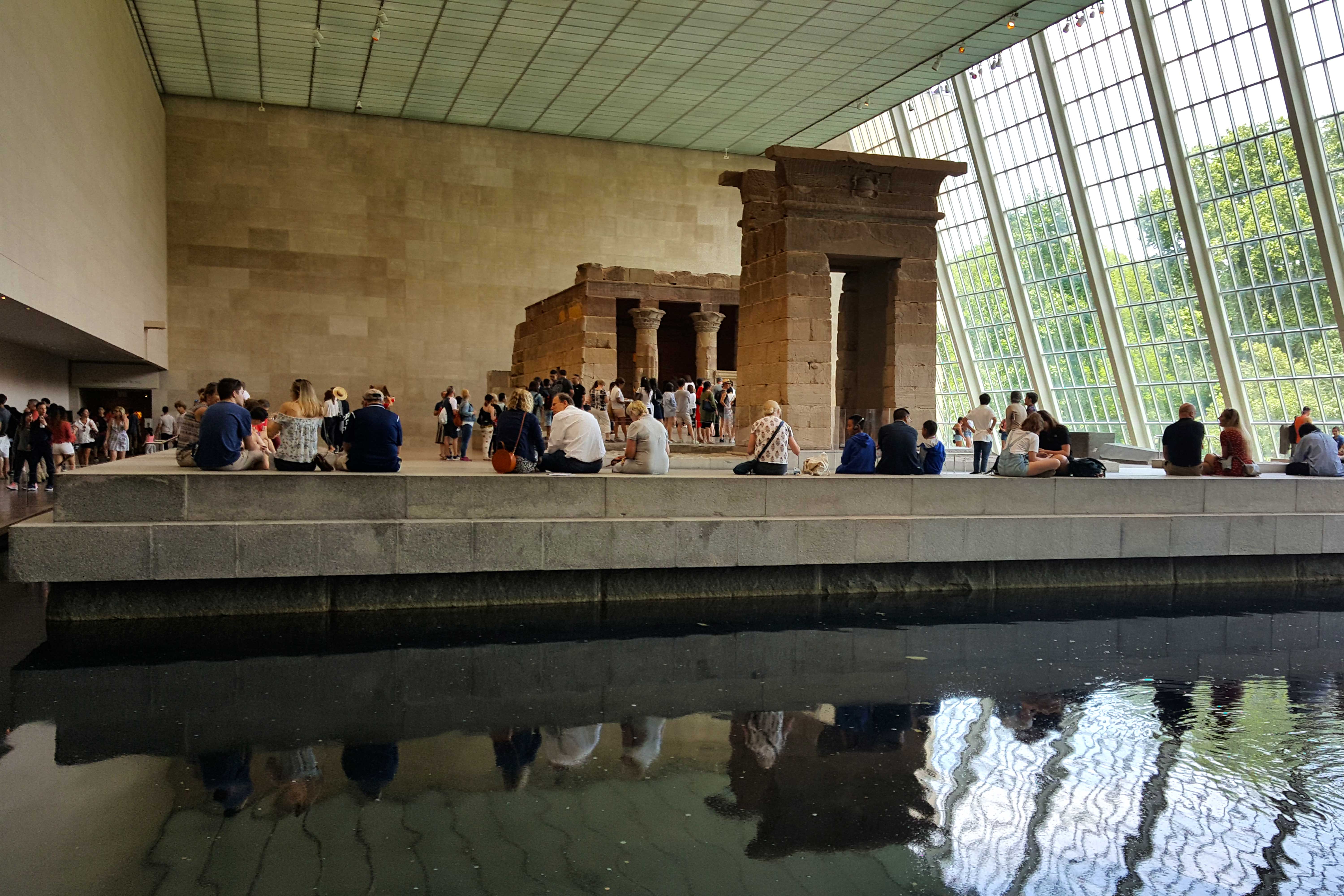 temple_of_dendur_the_metropolitan_museum_of_art_manhattan_new_york