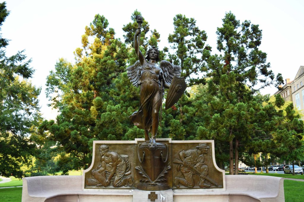 evelyn_longman_statue_hartford_bushnell_park_connecticut